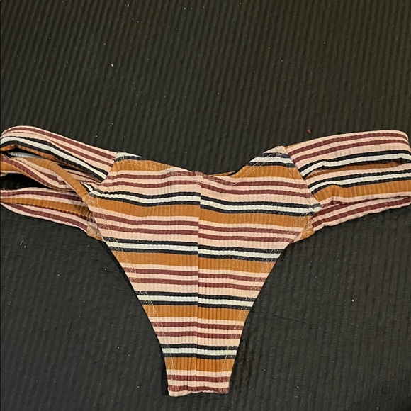 Montce Multicolor Striped Bikini Set - Picture 6 of 10